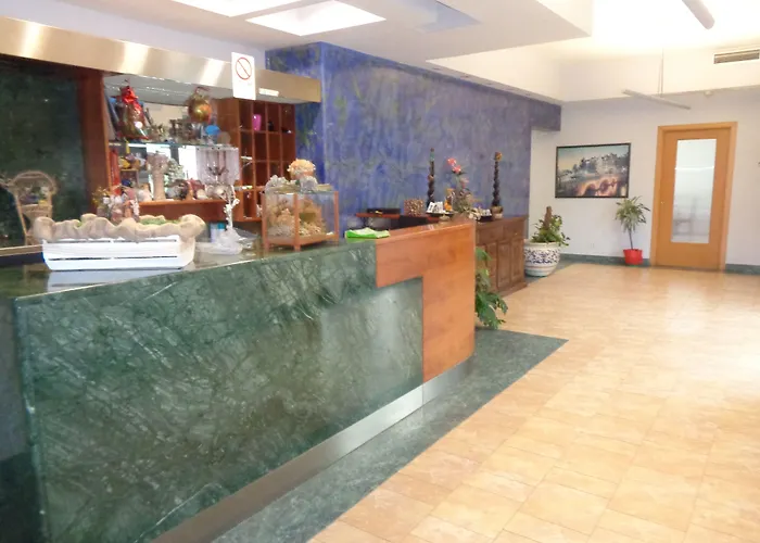 Hotel Millennium - Orte